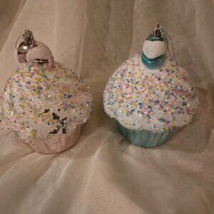 HOLIDAY TIME LARGE HOLIDAY/ CHRISTMAS CUPCAKE ORNAMENTS- Set Of 2 Good Cond